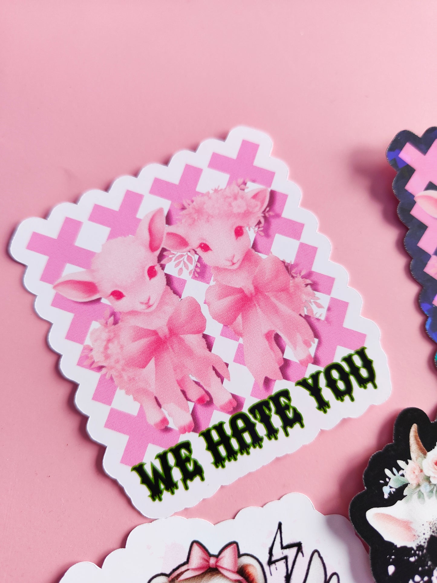 Stickers Autocollant "We hate You" Dark Kawaii/Humour Noir - Brillant ou Holographique