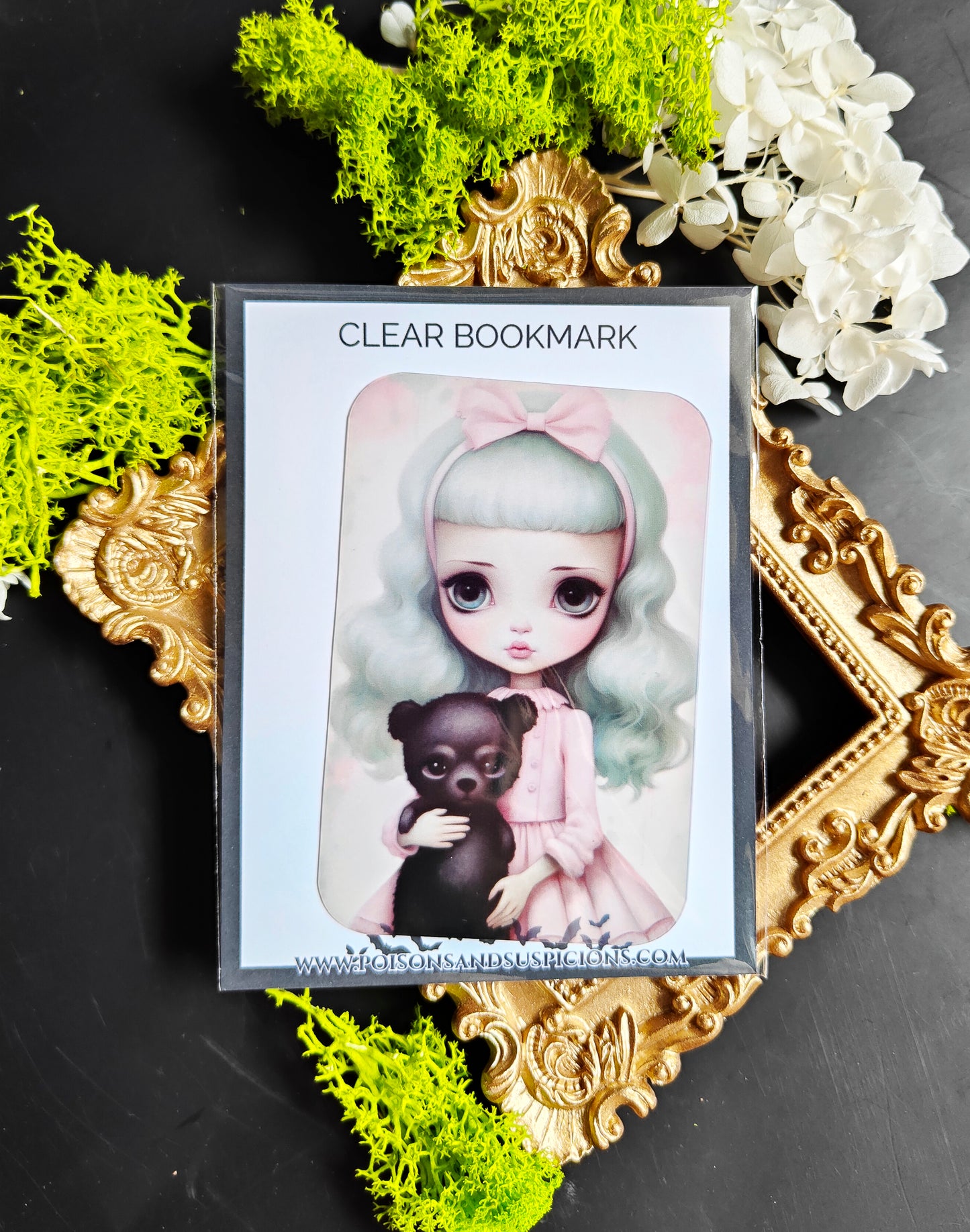 Transparent Bookmark "Creepy Girl"