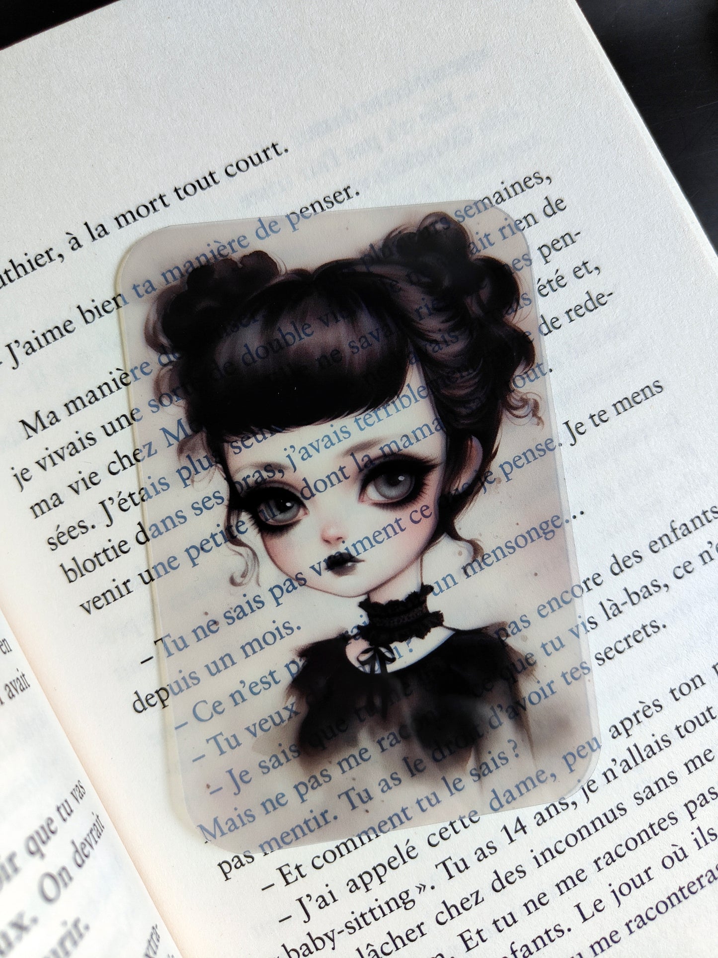 Transparent Bookmark "Creepy Girl"