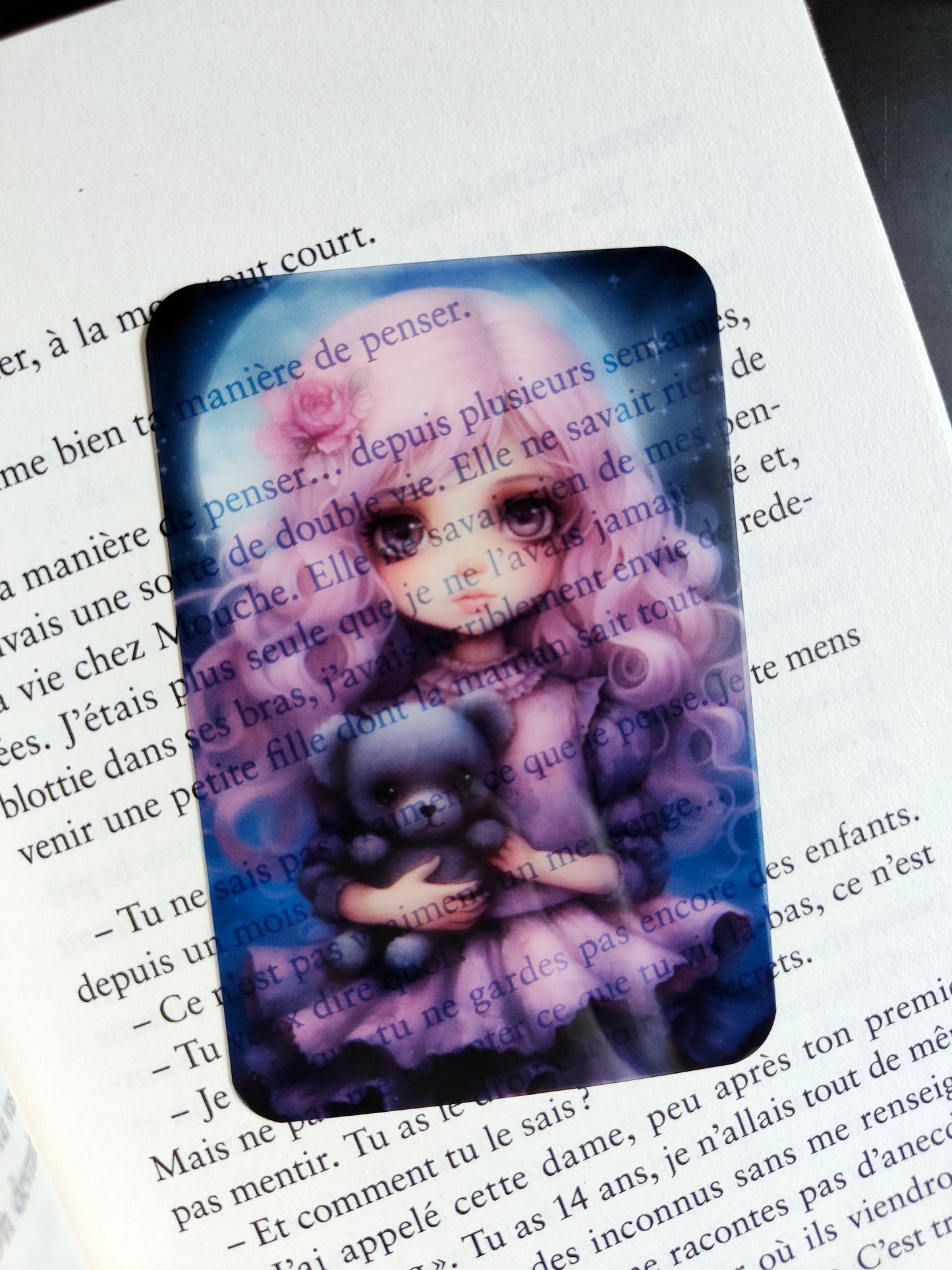 Transparent Bookmark "Creepy Girl"