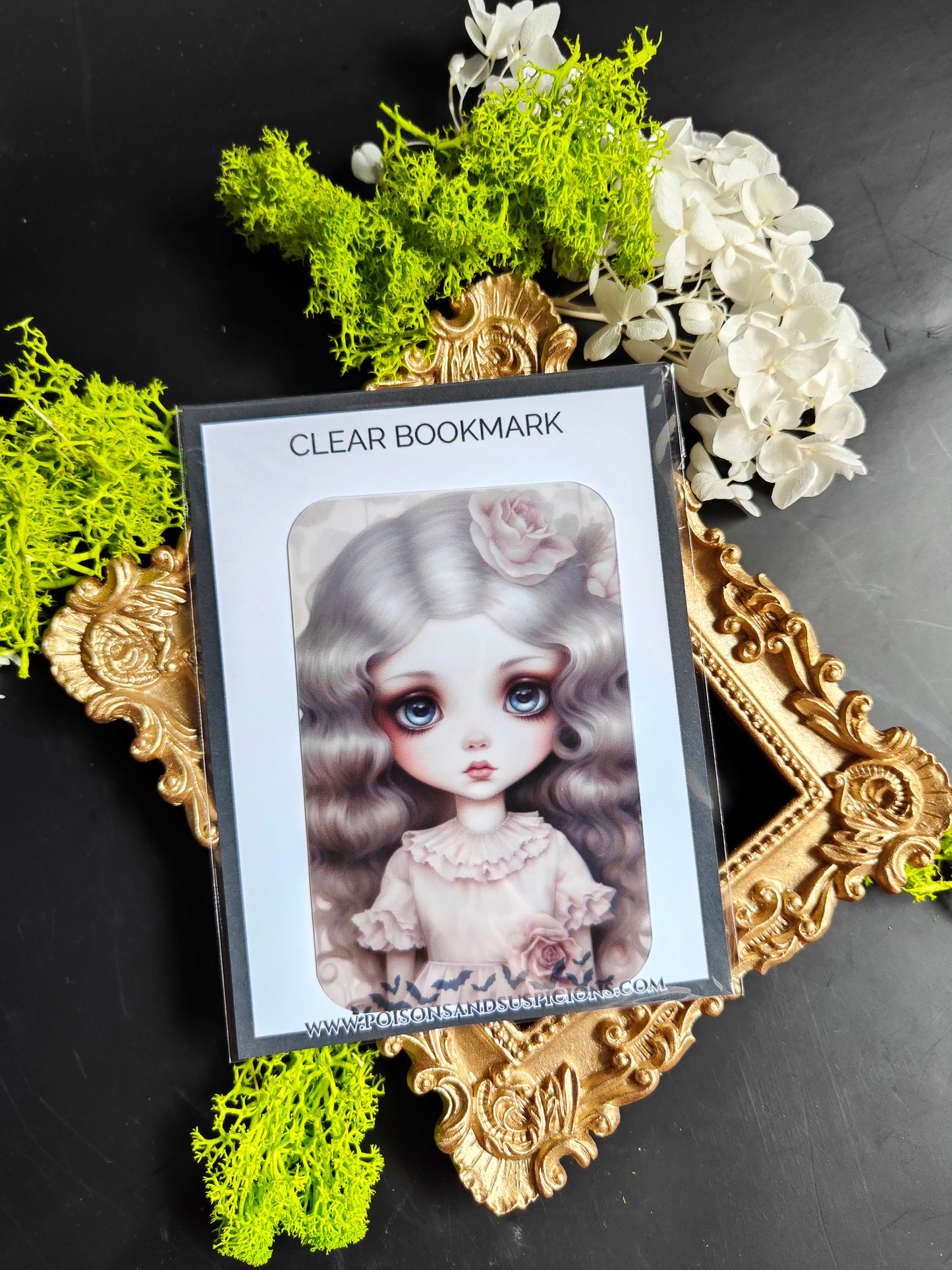 Transparent Bookmark "Creepy Girl"