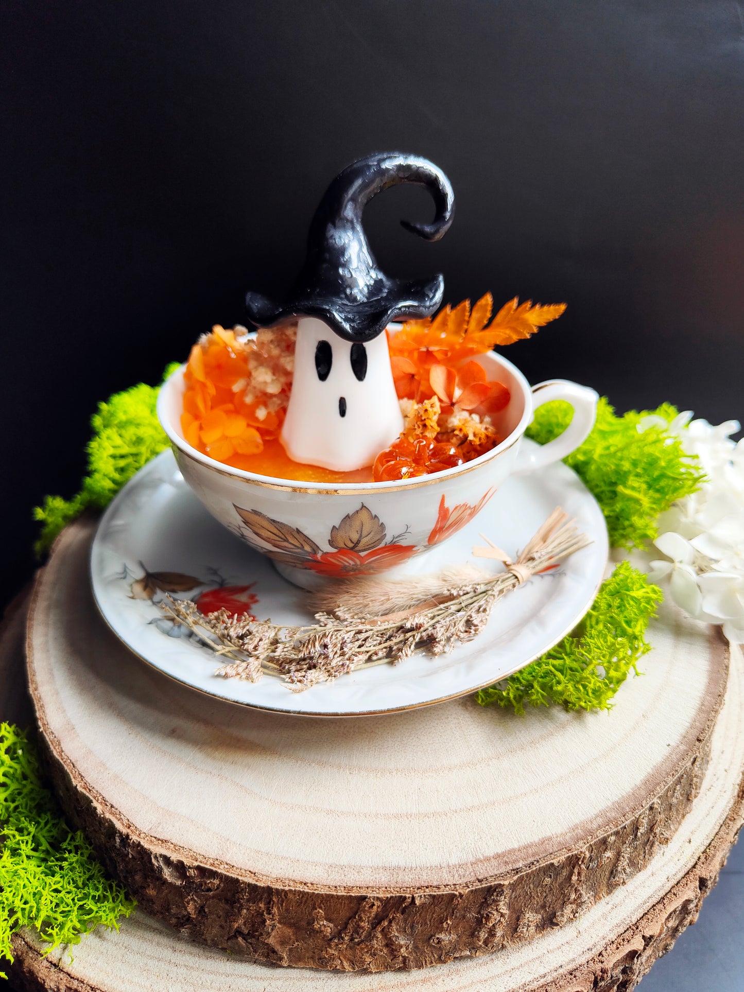 Ghost in his Vintage Cup - Witch Edition