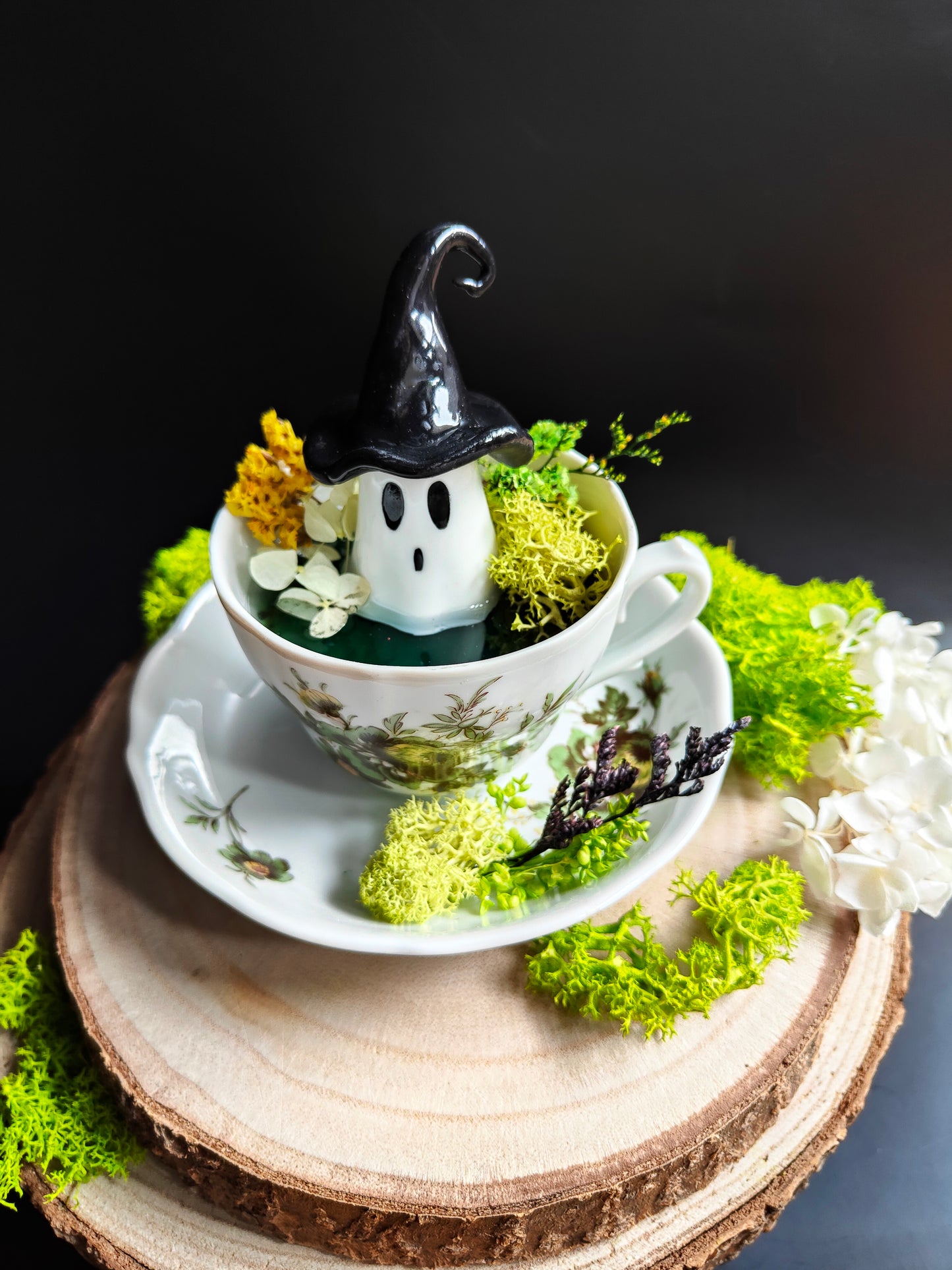 Ghost in his Vintage Cup - Witch Edition