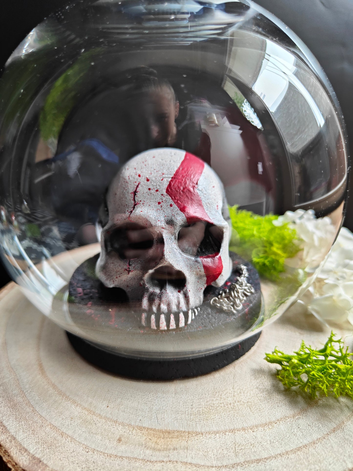 Skull Glass Globe "Cinema" Horror