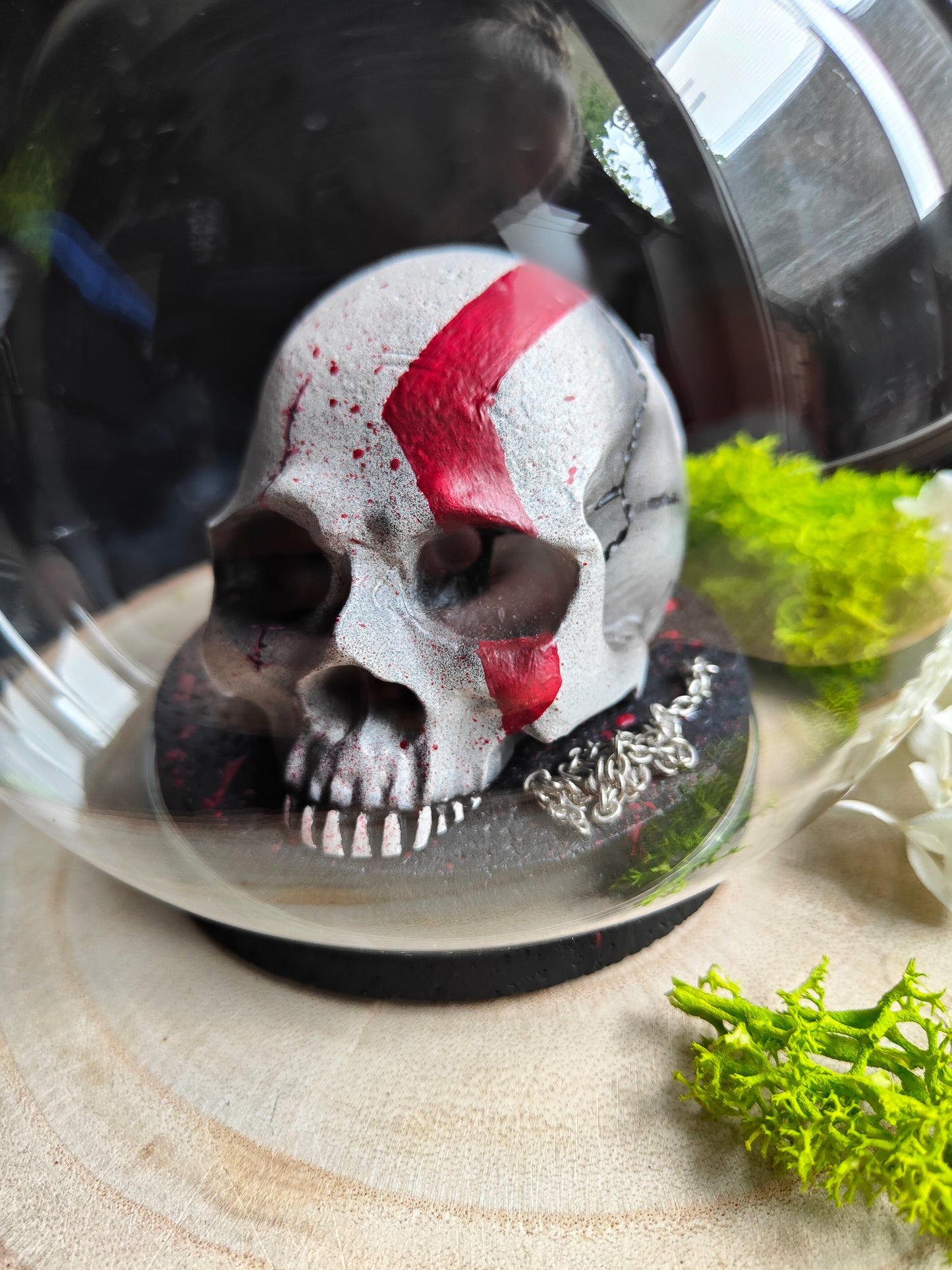 Skull Glass Globe "Cinema" Horror