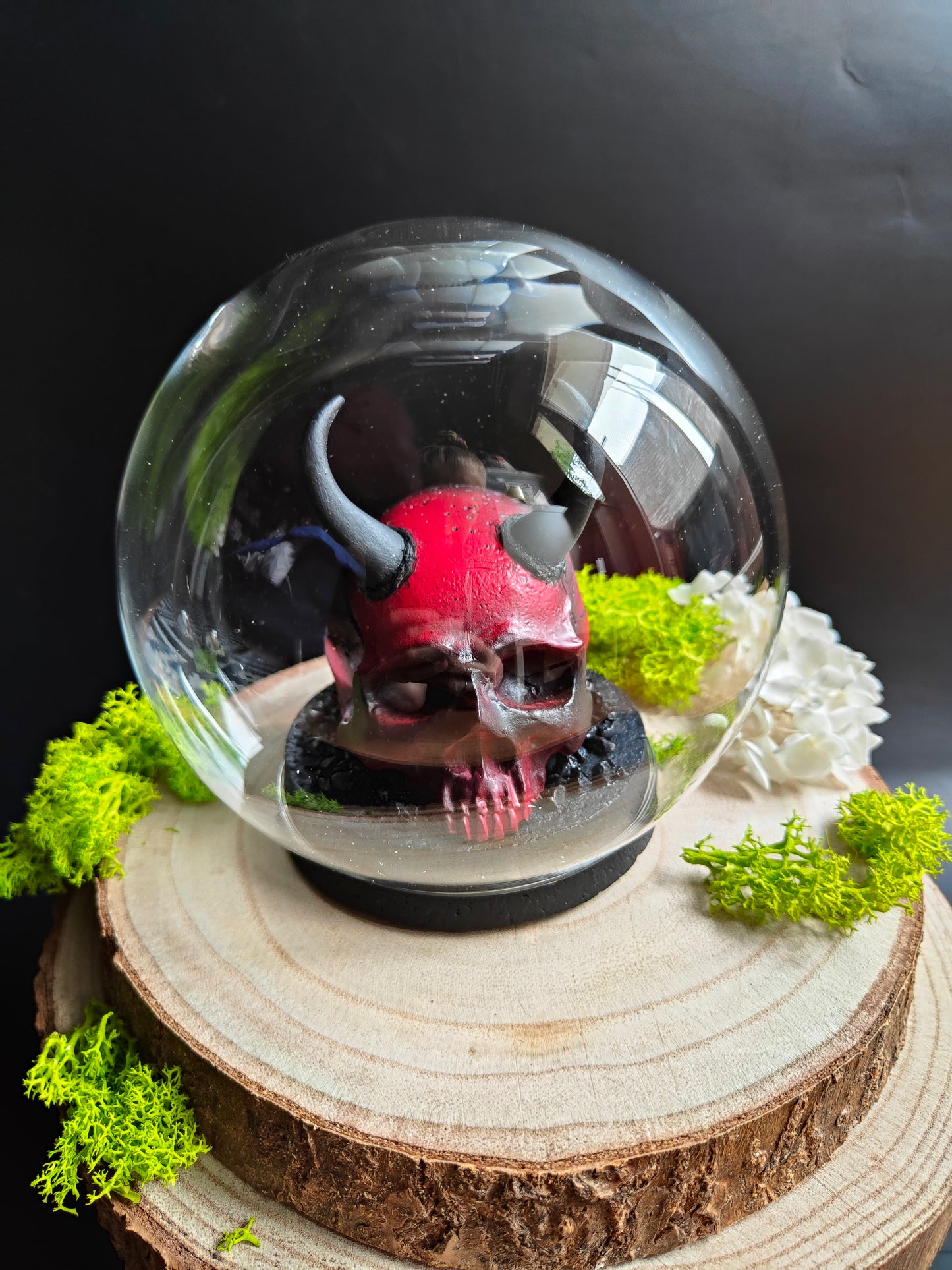 Skull Glass Globe "El Diablo"