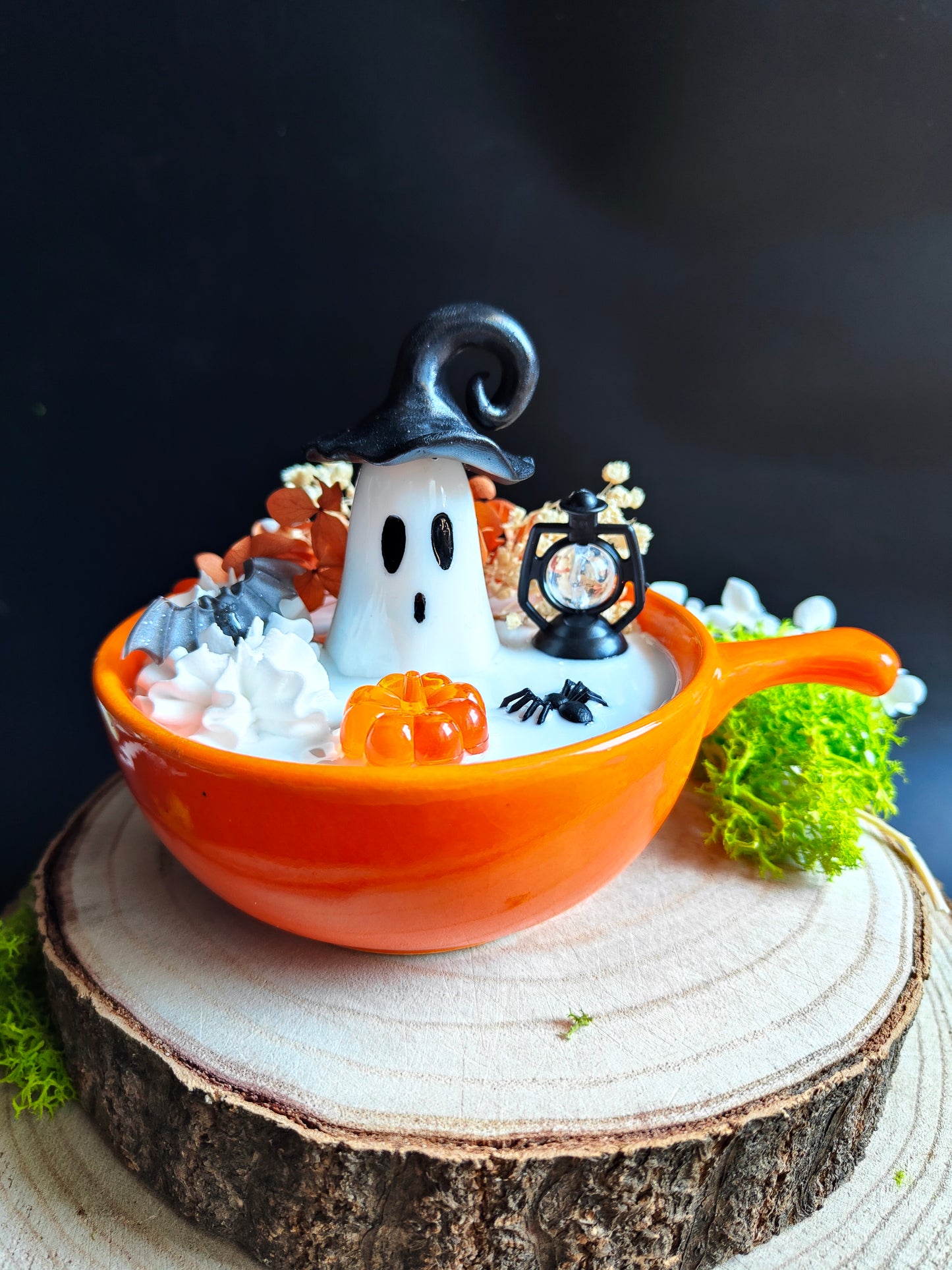 Ghost in his Vintage Casserole - Witch Edition