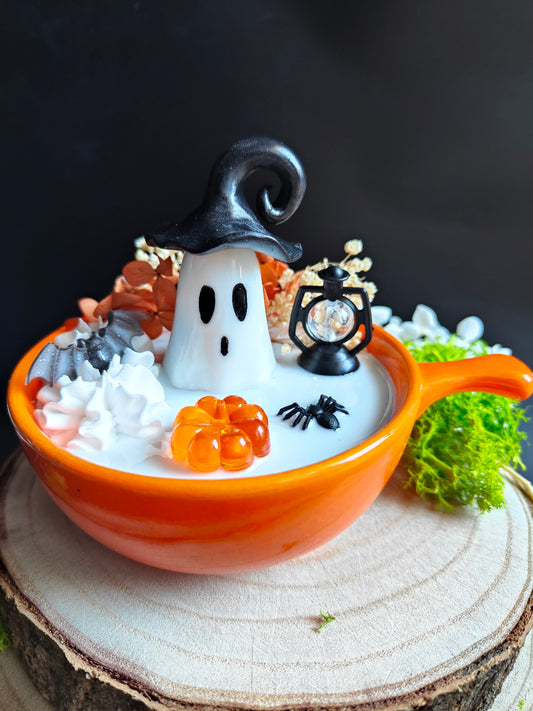 Ghost in his Vintage Casserole - Witch Edition