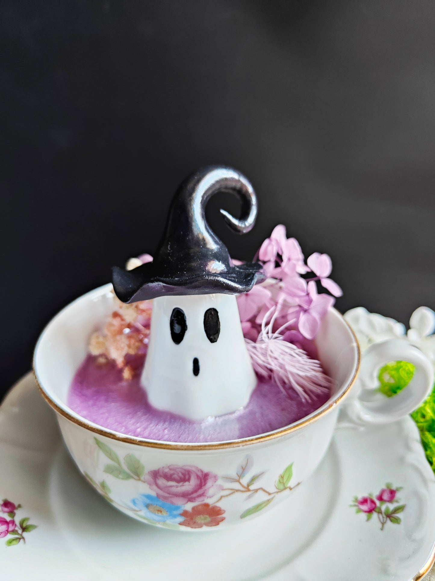 Ghost in his Vintage Cup - Witch Edition