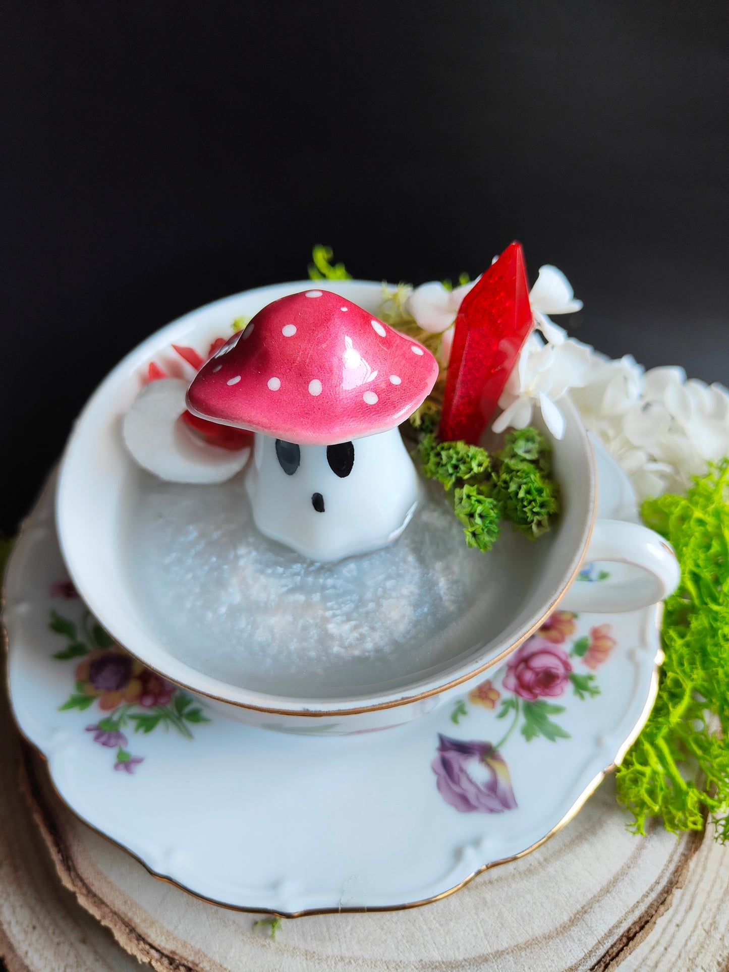 Ghost in his Vintage Cup - Mushroom Edition