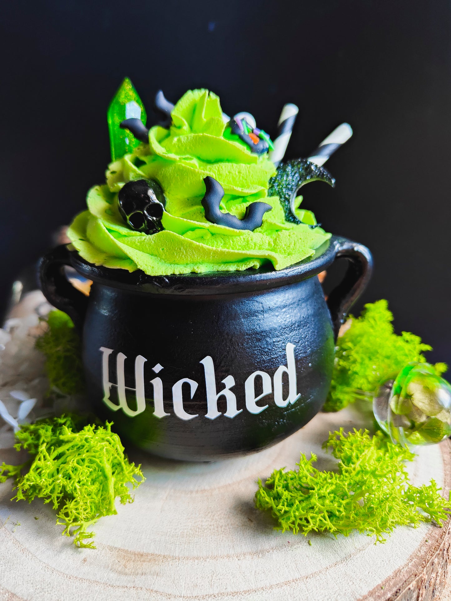 Cauldron Chantilly Cup - Halloween - Wicked