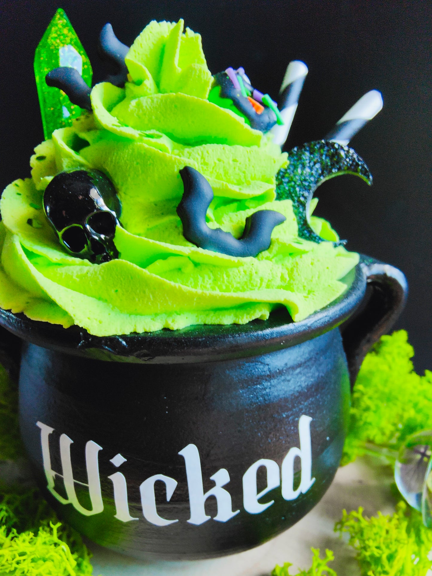 Cauldron Chantilly Cup - Halloween - Wicked