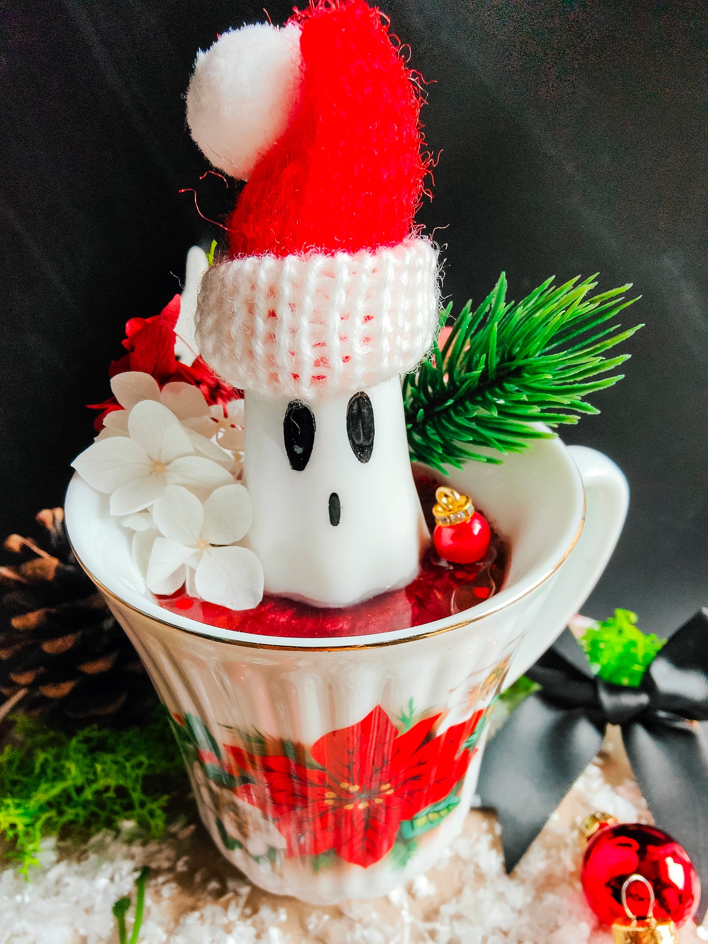 Ghost in his Vintage Mug - Christmas Edition