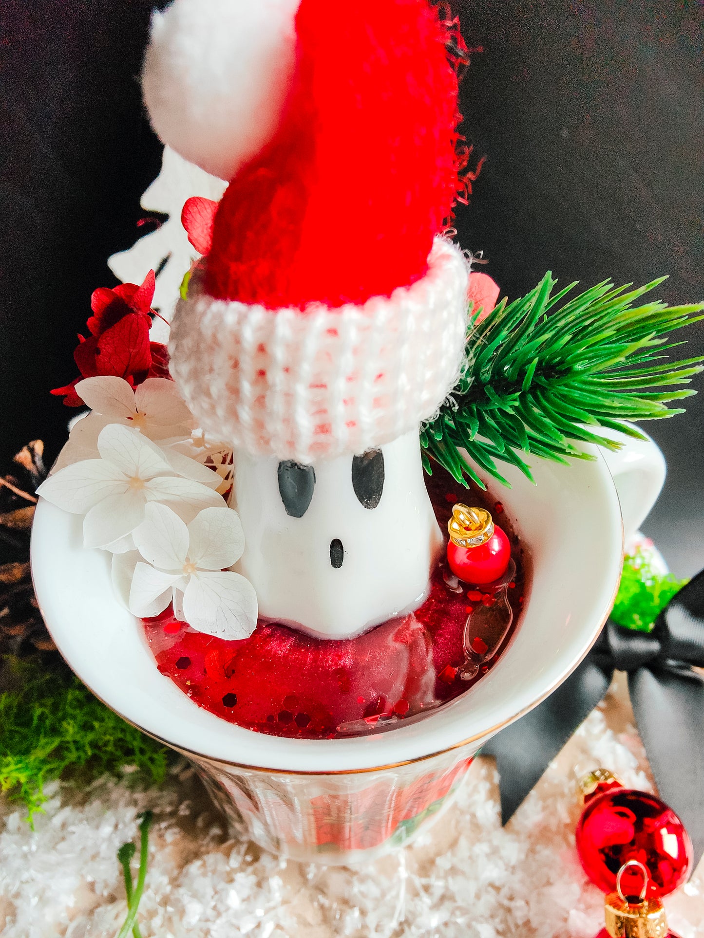 Ghost in his Vintage Mug - Christmas Edition