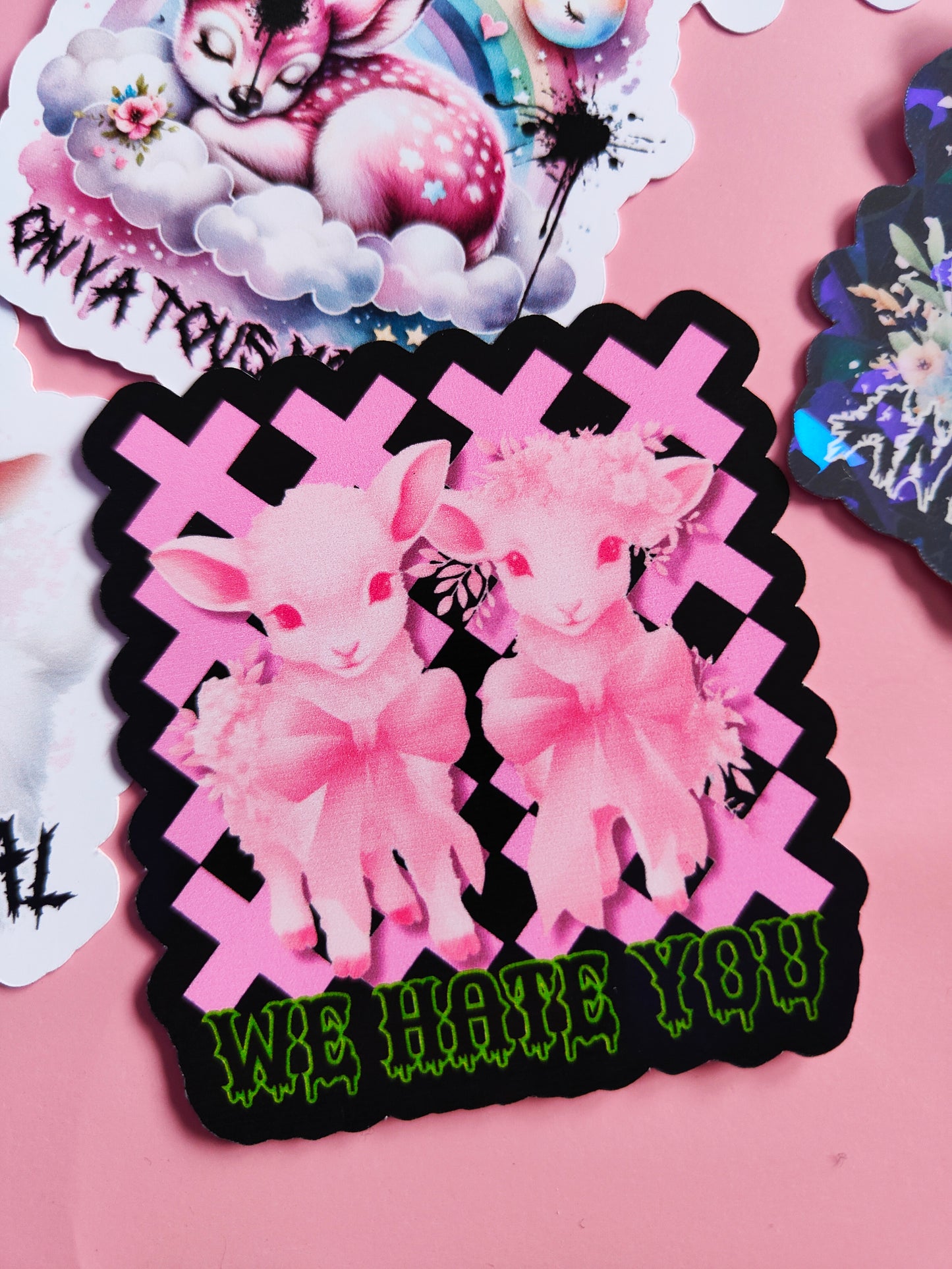 Stickers Autocollant "We hate You" Dark Kawaii/Humour Noir - Brillant ou Holographique