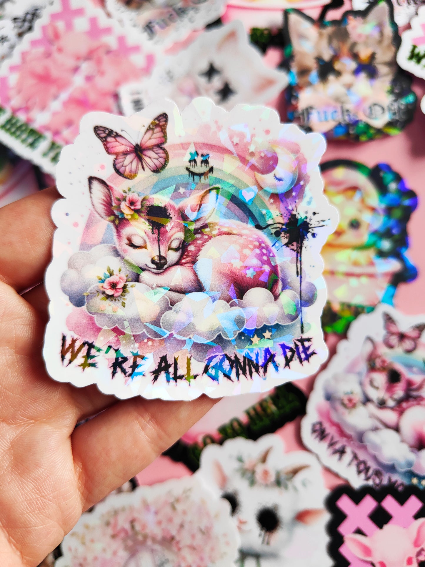 Stickers Autocollant "We're All gonna Die" Dark Kawaii/Humour Noir - Brillant ou Holographique