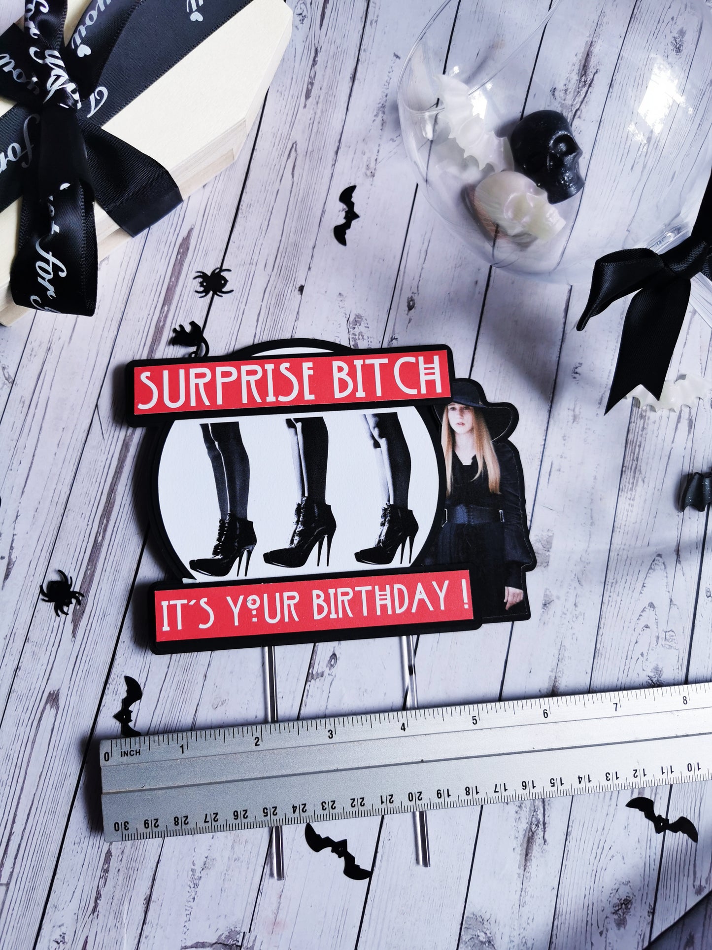 Cake Topper "Surprise Bitch"