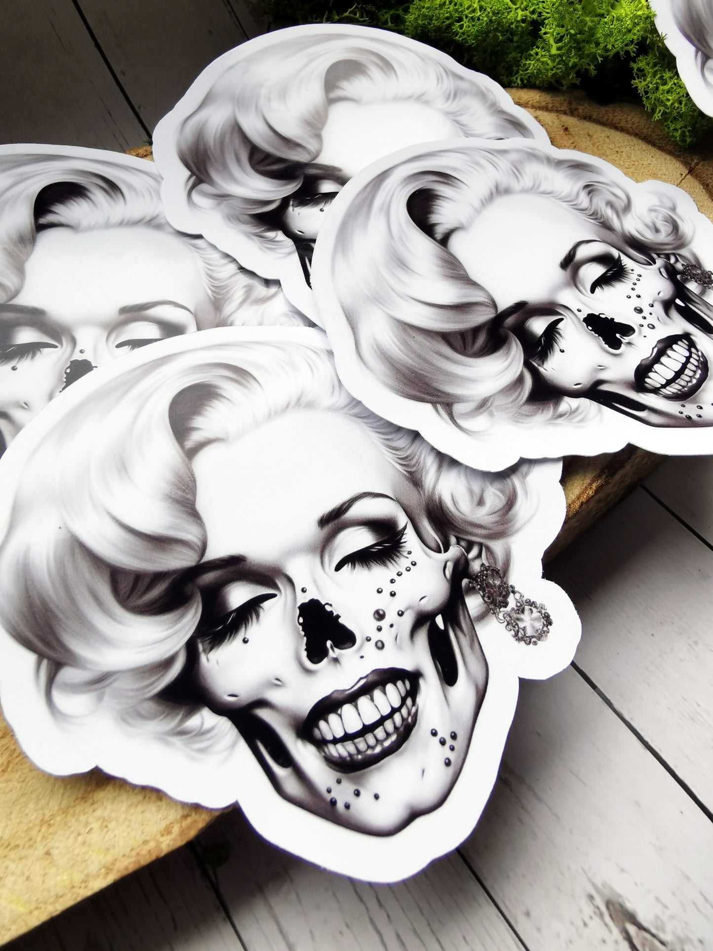 “Marilyn Skull” Stickers