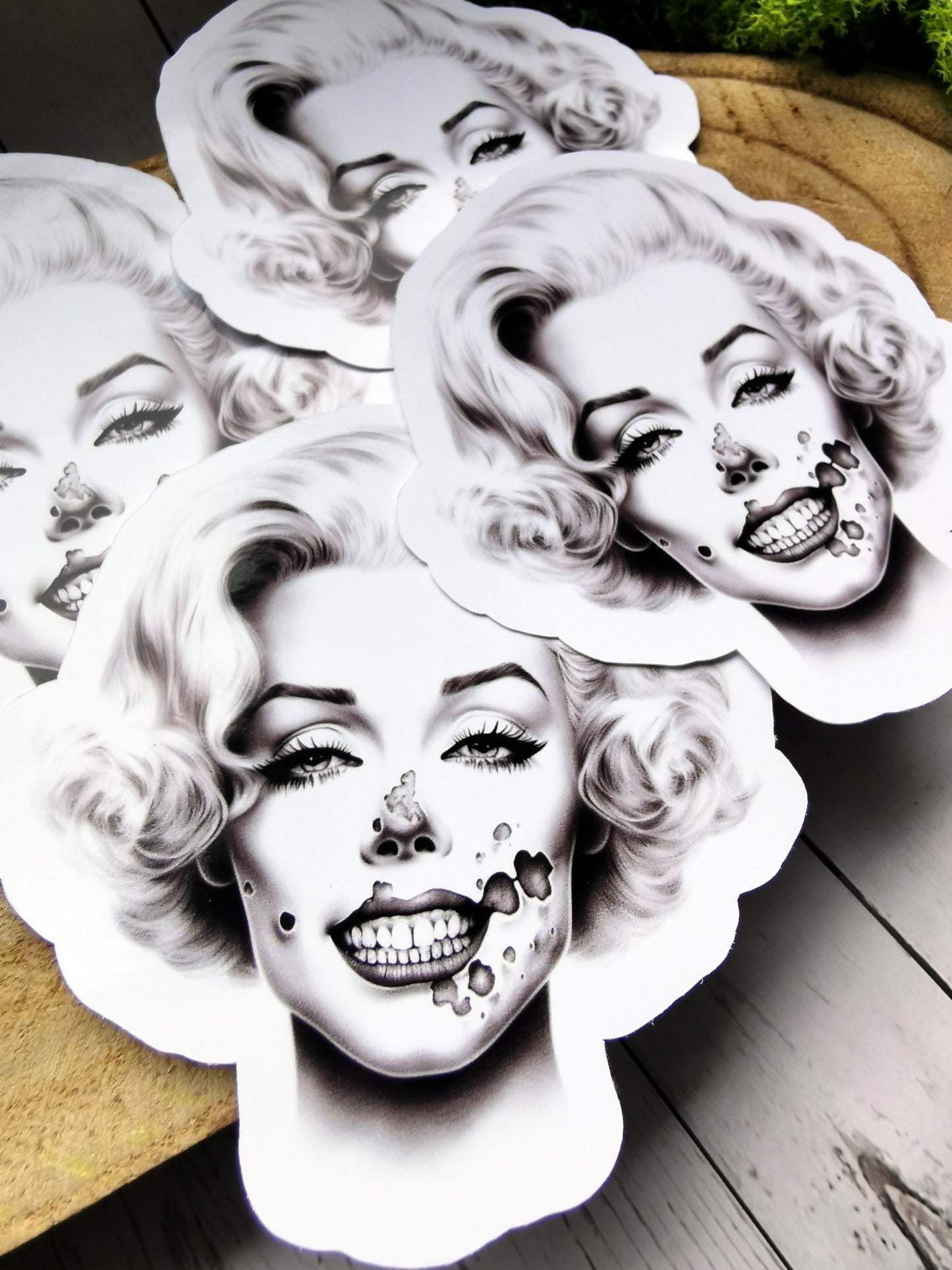 “Marilyn Zombie” Stickers