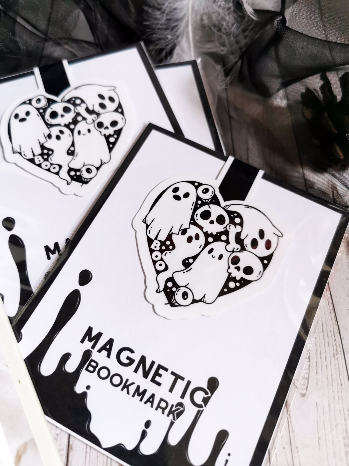 Magnetic Bookmark "Ghosts"