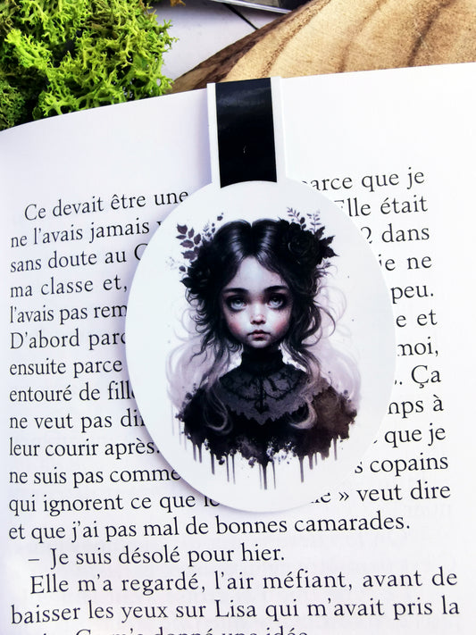 Magnetic Bookmark "Creepy Cute Girl"