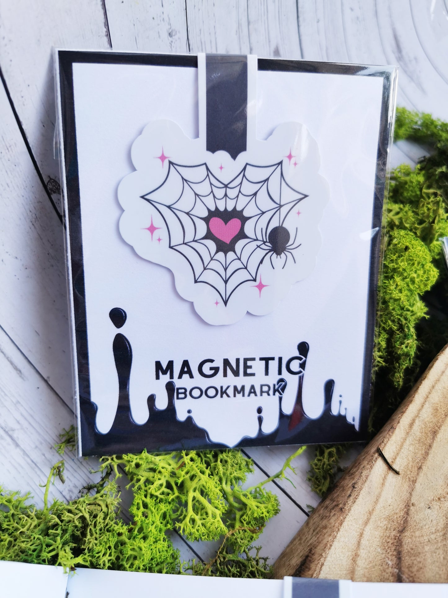 Magnetic Bookmark "Spiderweb"