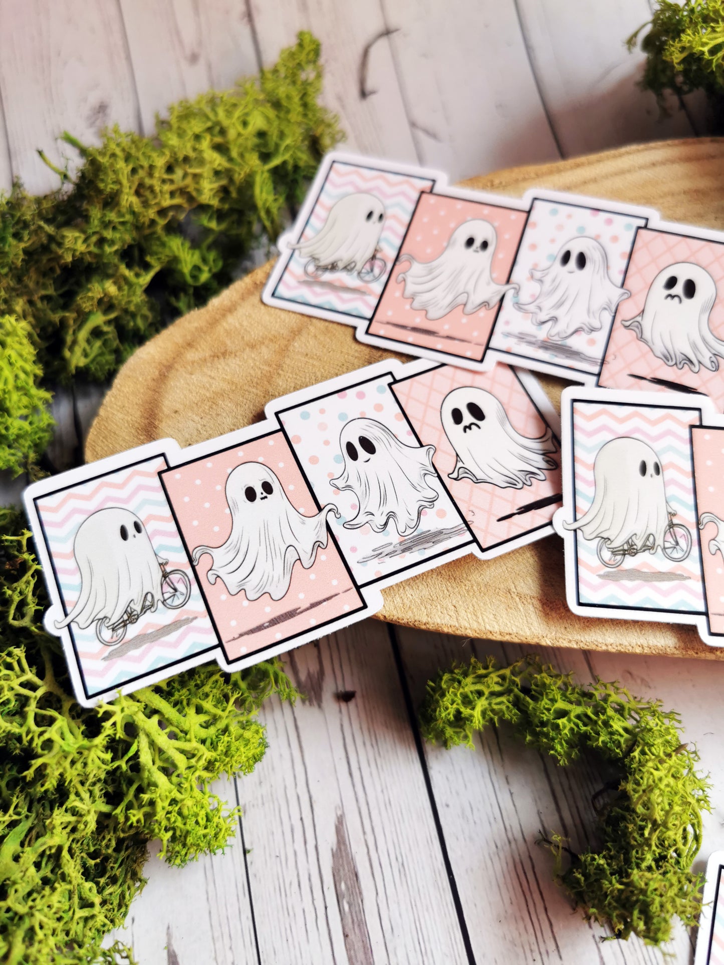 “Cute Ghosts” Stickers