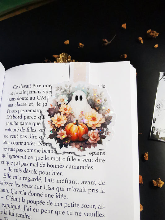 Magnetic Bookmark "Cute Autumn Ghost"