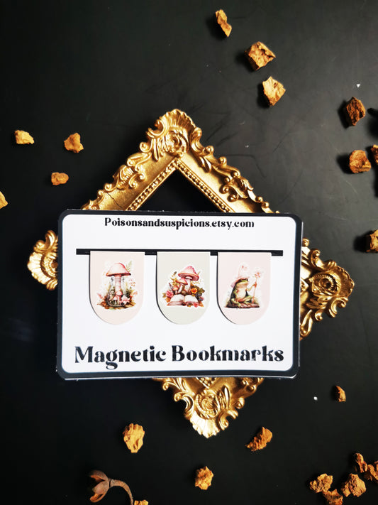 Bundle of 3 Mini Magnetic Bookmarks "Fairycore"