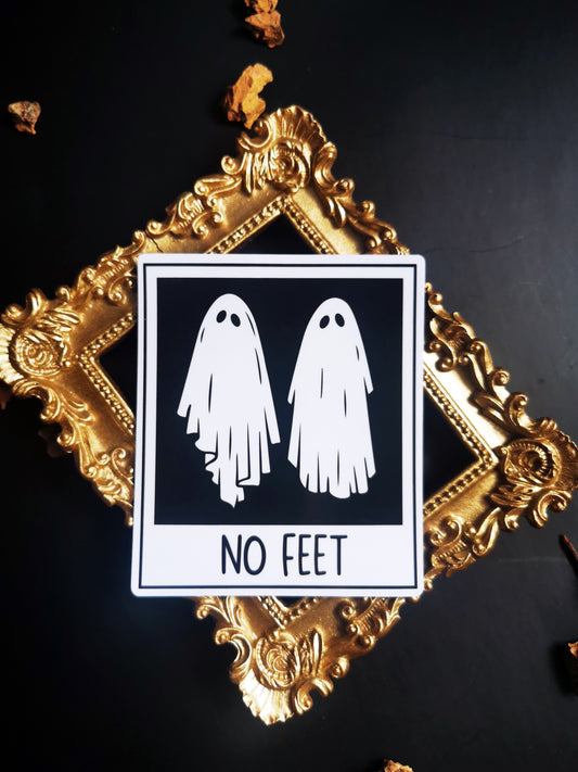 Magnet "Ghosts No Feet"