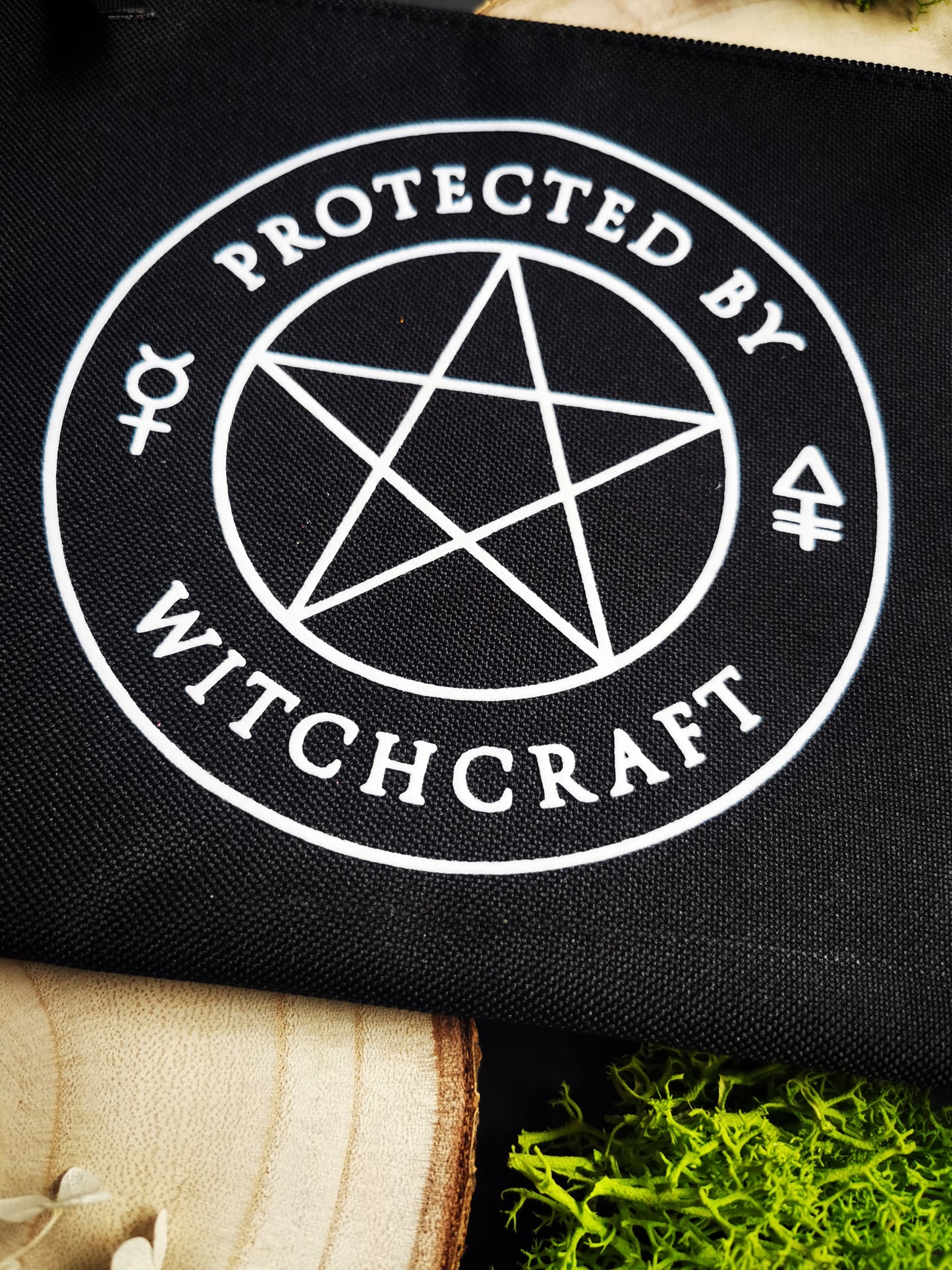 Black pouch "Protected by Withcraft"